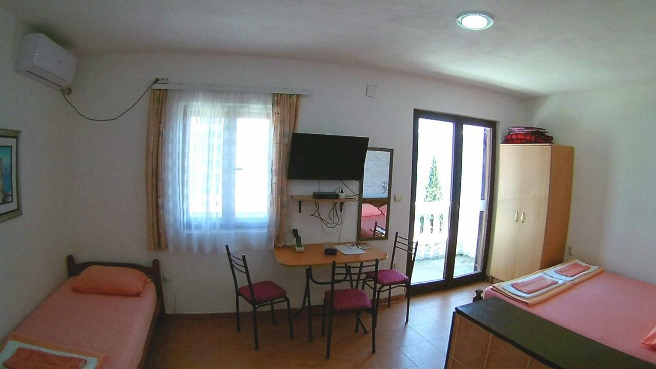 Apartments Ceca Tivat Dış mekan fotoğraf